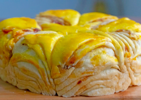 在家做豆沙面包，跟買的一樣香，蓬松暄軟，做法簡單零失敗